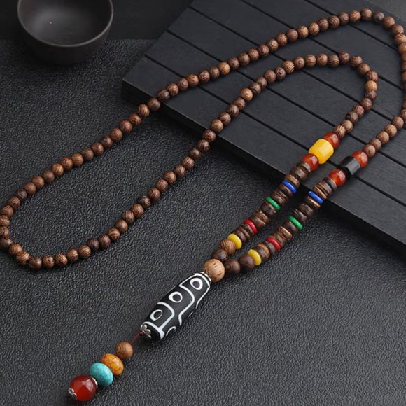 Wooden beaded necklace with Tibetan dzi pendant - Picture 1 of 1